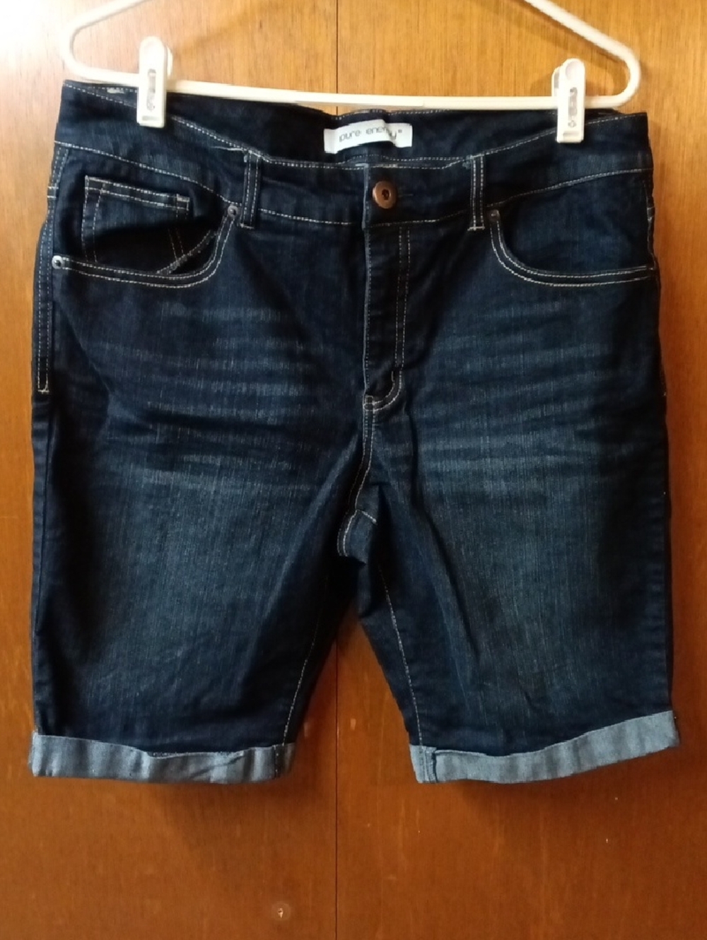 Pure Energy Dark Blue Denim Shorts with Contrast Stitching